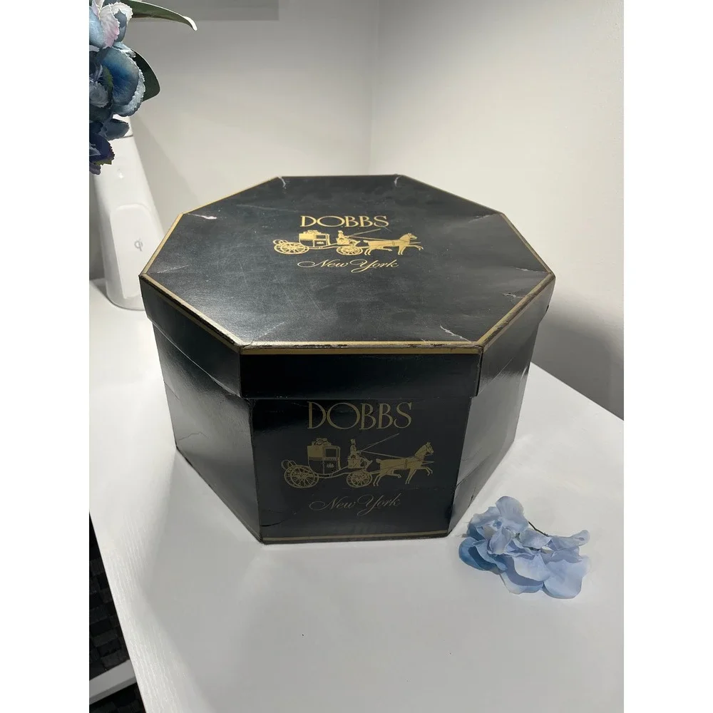 Dobbs New York Vintage thin cardboard Octagonal Black Hat Box Gold Carriage Logo